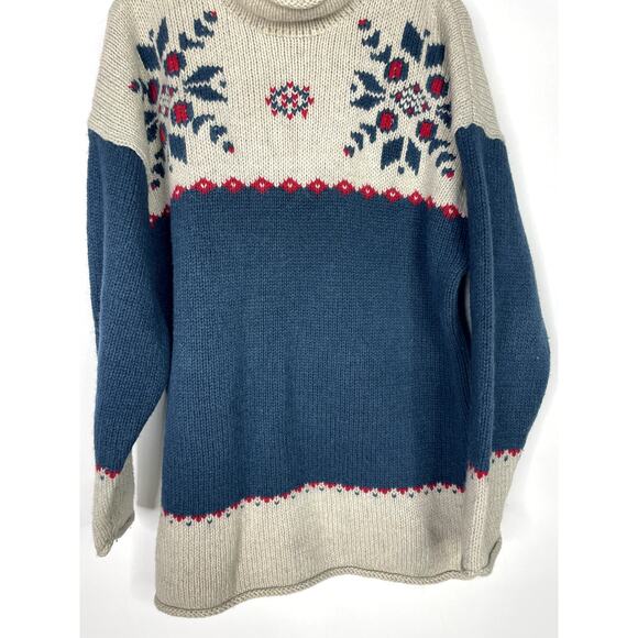 Vintage Womens 90s Eddie Bauer Fair Isle Snowflake Wool Oversized Sweater L - Picture 2 of 6